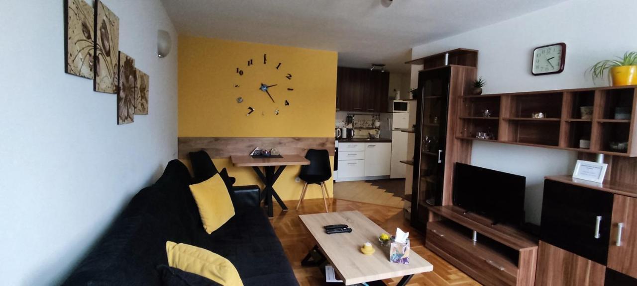 Apartman Relax - Free Public Parking Sarajevo Exterior photo